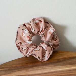 Bavlnená scrunchies gumička - zajačiky